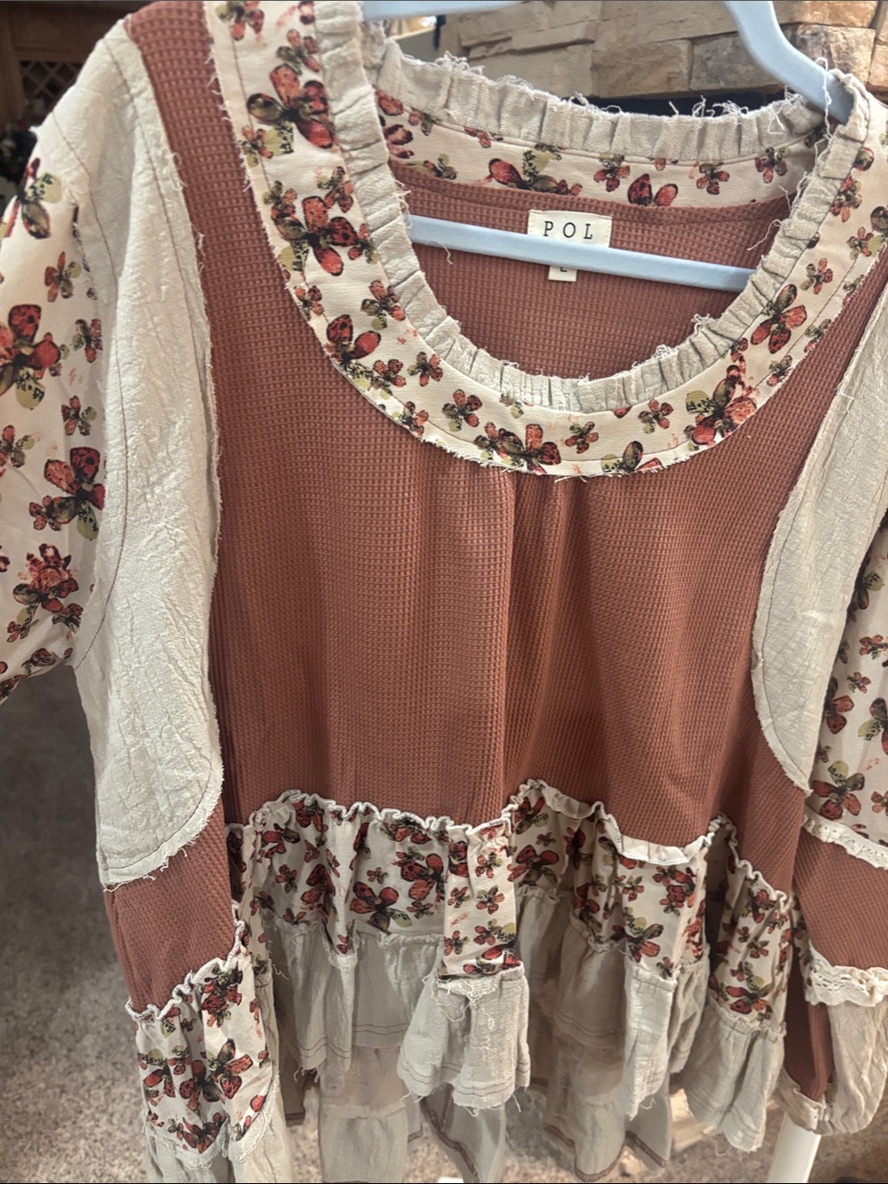 NEW POL Dusty Rose Floral Ruffle Top - Picture 2 of 6